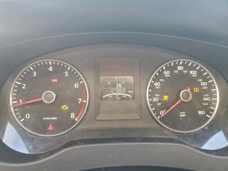 2012 VOLKSWAGEN JETTA SE  