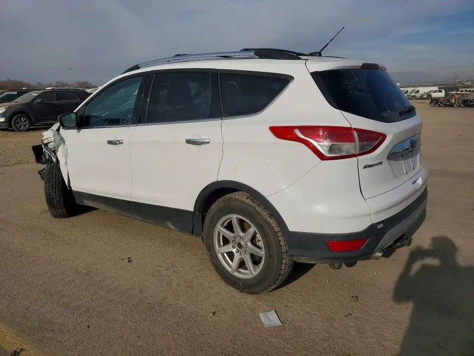 2016 FORD ESCAPE SE  