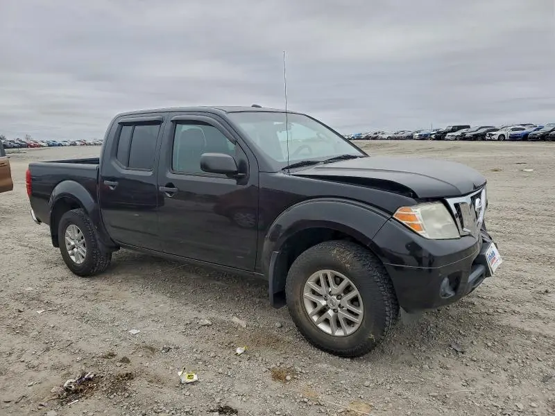 2015 NISSAN FRONTIER S  
