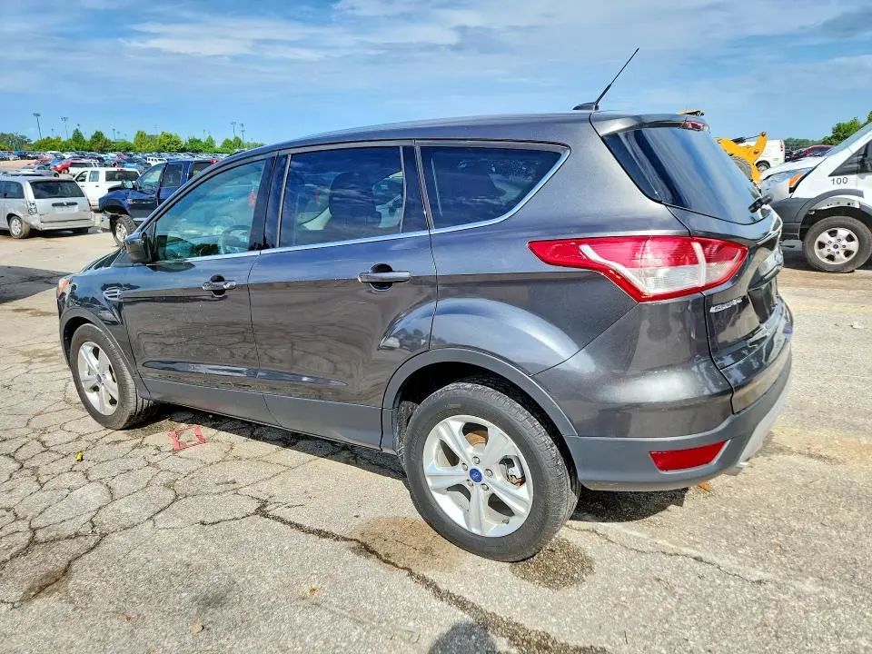2015 FORD ESCAPE SE  