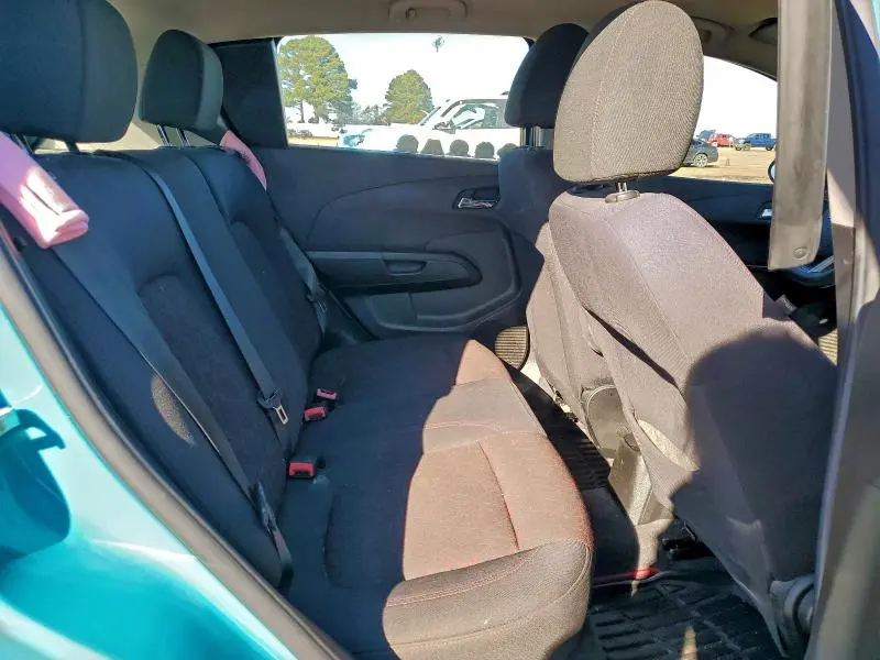 2020 CHEVROLET SONIC LT  