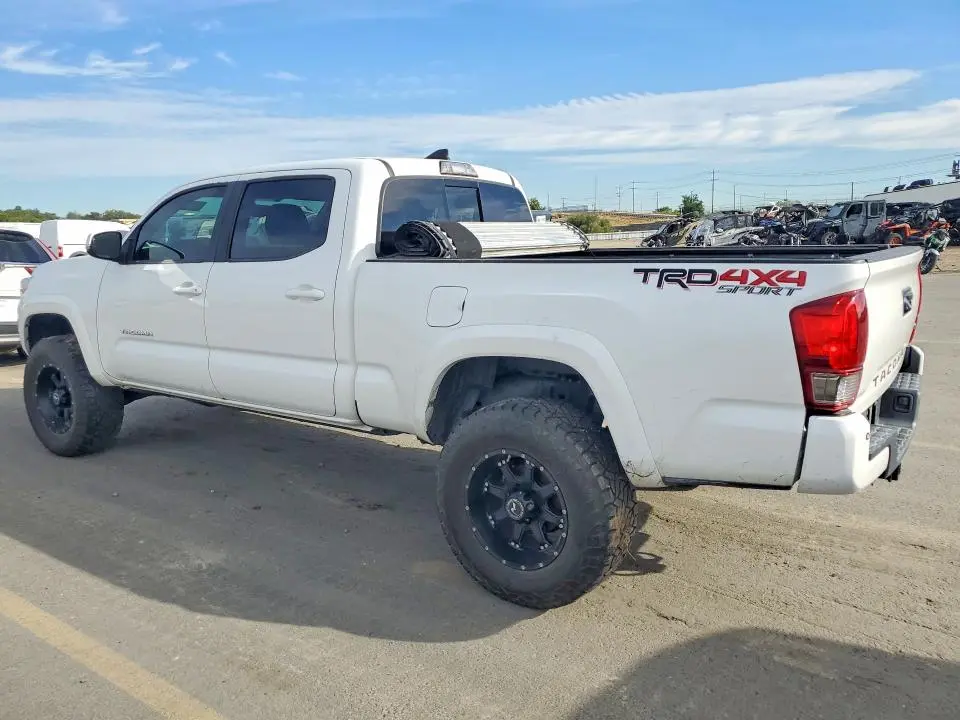 2017 TOYOTA TACOMA TRD SPORT  