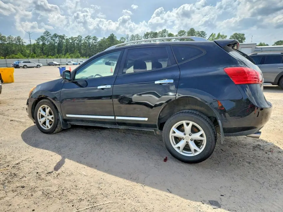 2011 NISSAN ROGUE S  