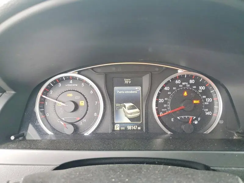 2017 TOYOTA CAMRY LE  