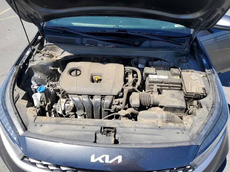 2022 KIA FORTE FE  