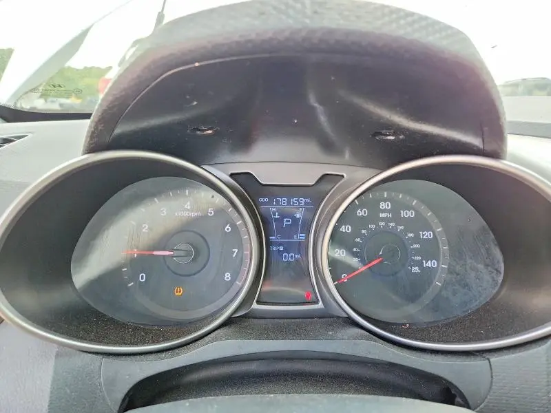 2013 HYUNDAI VELOSTER BASE  