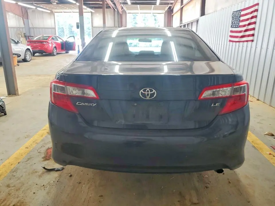 2012 TOYOTA CAMRY LE  