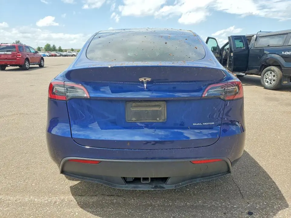 2024 TESLA MODEL Y   