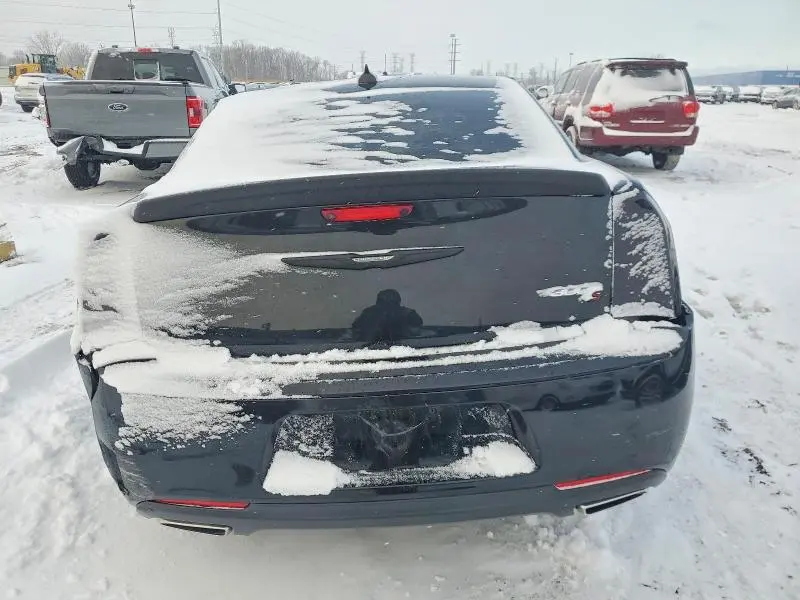 2019 CHRYSLER 300 S  