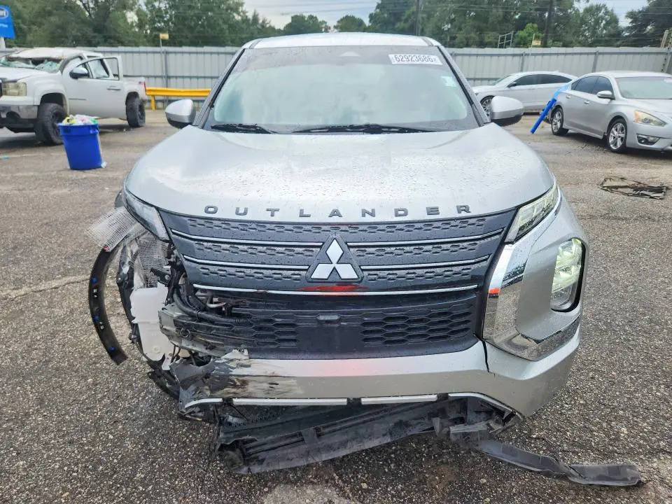2023 MITSUBISHI OUTLANDER ES  