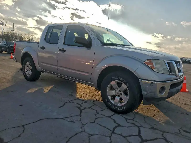 2011 NISSAN FRONTIER S  