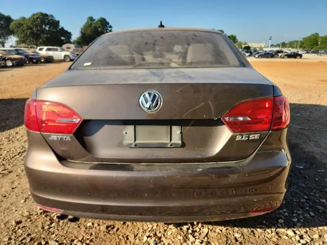 2013 VOLKSWAGEN JETTA SE  