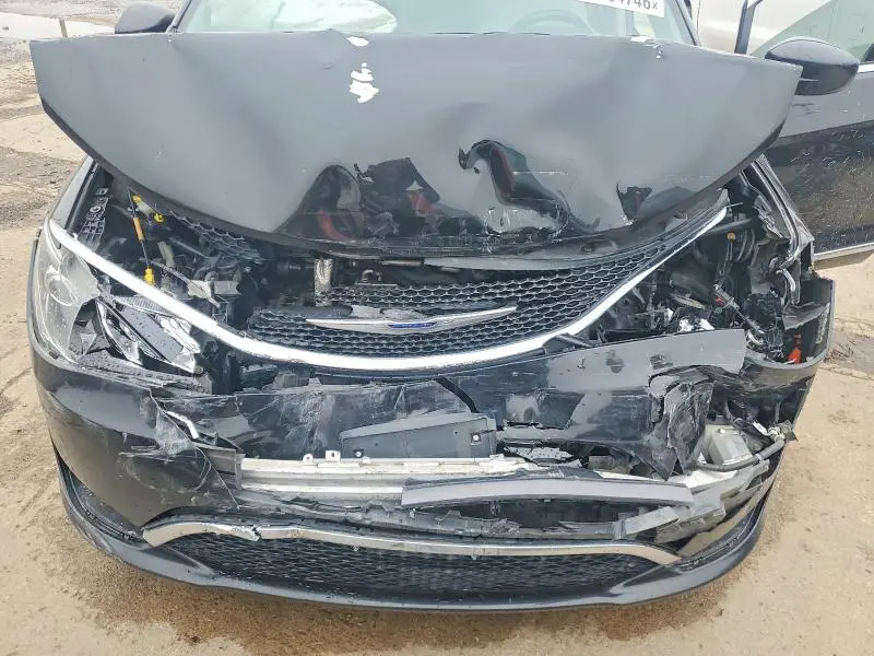 2017 CHRYSLER PACIFICA TOURING L  