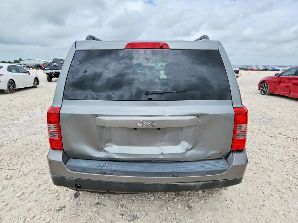 2012 JEEP PATRIOT SPORT  