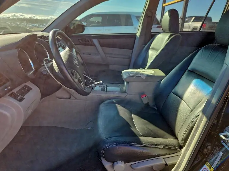 2013 TOYOTA HIGHLANDER BASE  