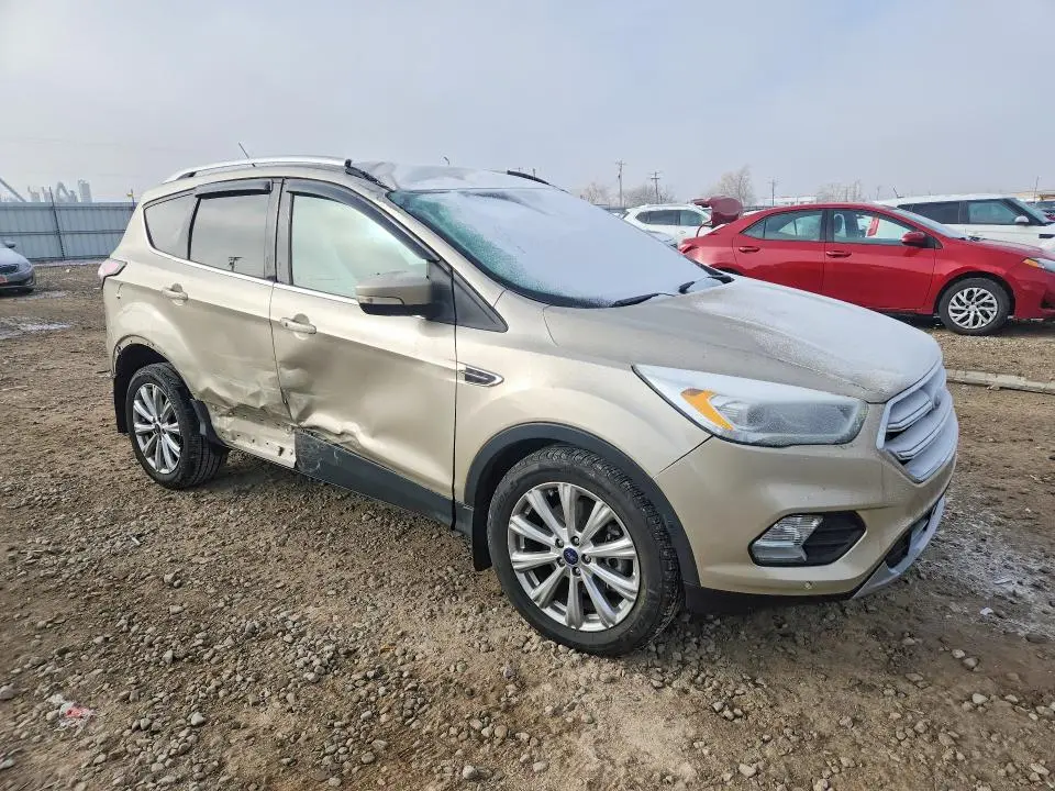 2017 FORD ESCAPE TITANIUM  