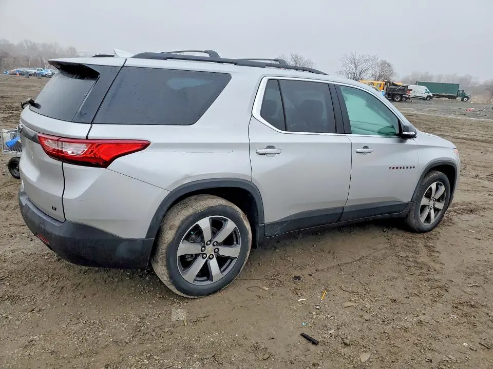 2020 CHEVROLET TRAVERSE LT  