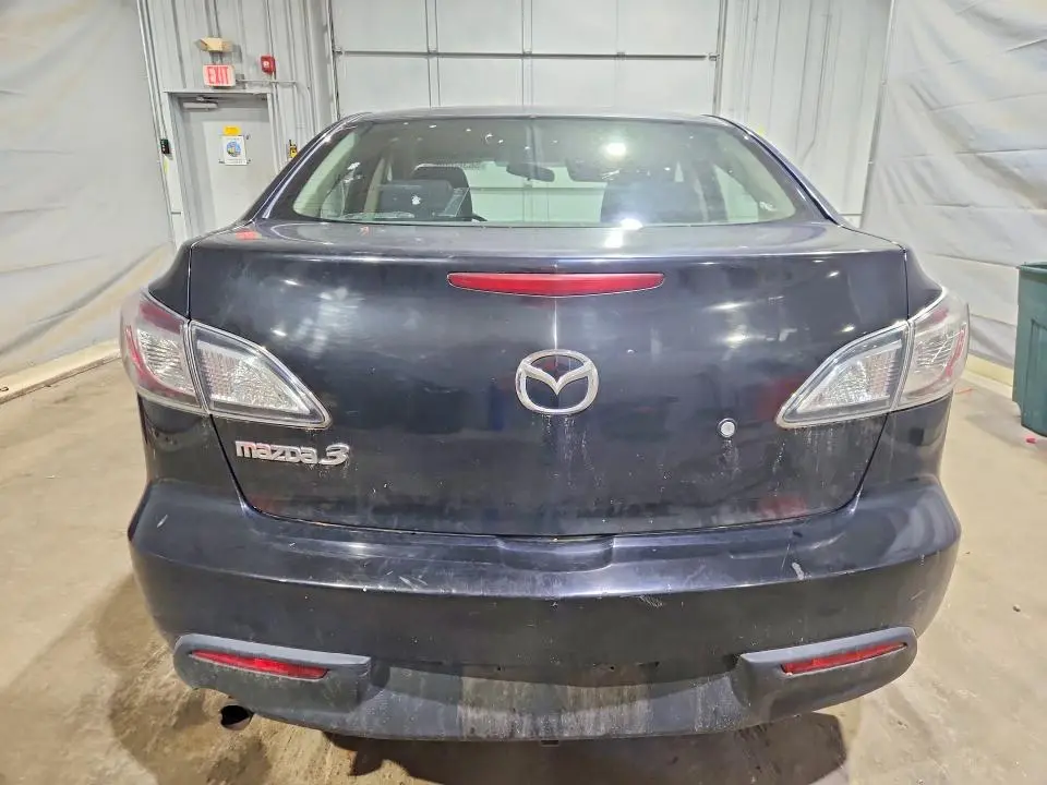 2010 MAZDA 3 I  