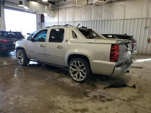 2013 CHEVROLET AVALANCHE LTZ  