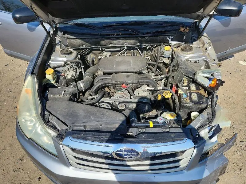 2010 SUBARU OUTBACK 2.5I  