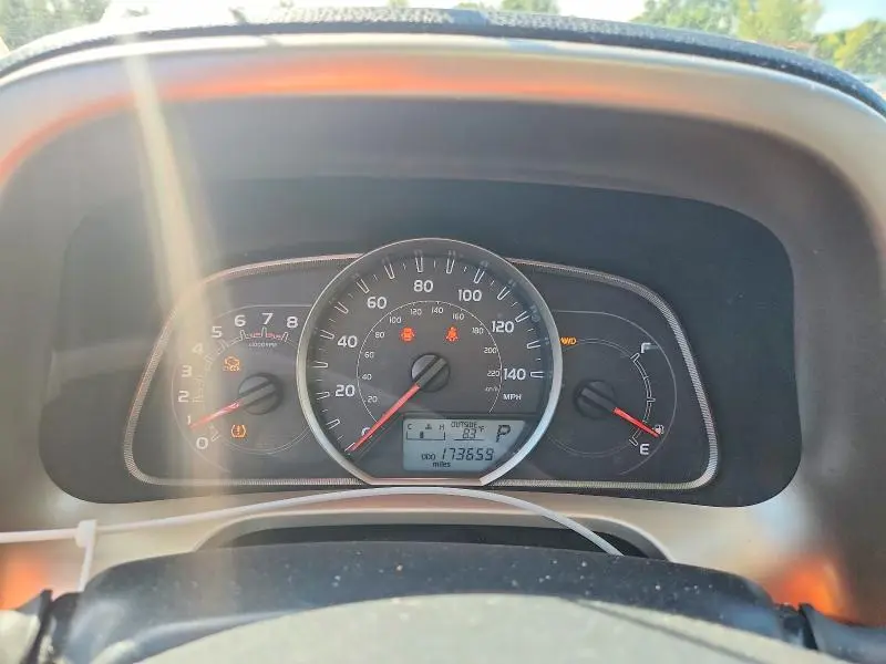 2013 TOYOTA RAV4 LE  