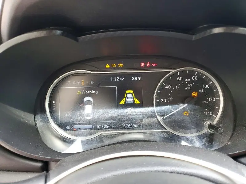 2020 NISSAN VERSA SR  
