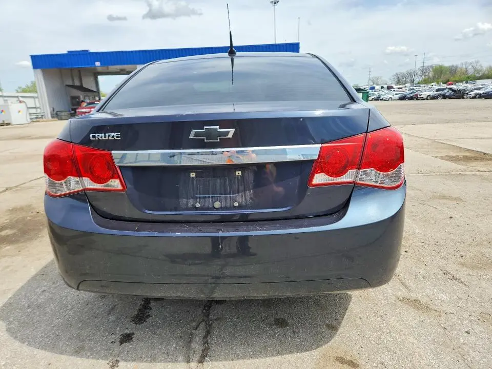 2014 CHEVROLET CRUZE LS  