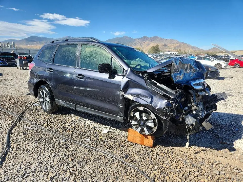 2017 SUBARU FORESTER 2.5I  