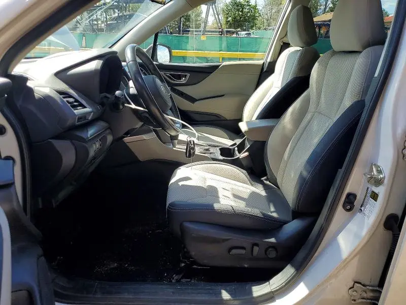 2021 SUBARU FORESTER   