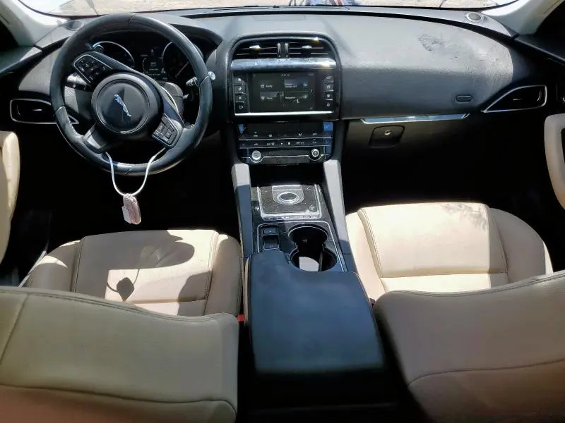 2017 JAGUAR F-PACE PREMIUM  