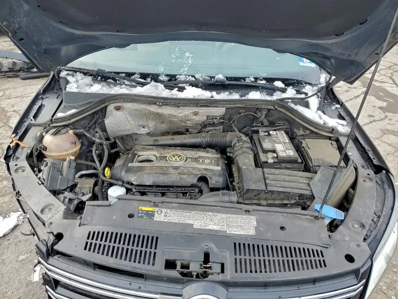 2016 VOLKSWAGEN TIGUAN S  