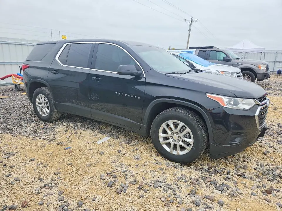 2021 CHEVROLET TRAVERSE LS  