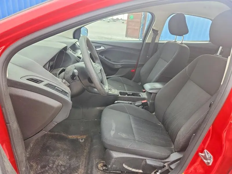 2017 FORD FOCUS SE  