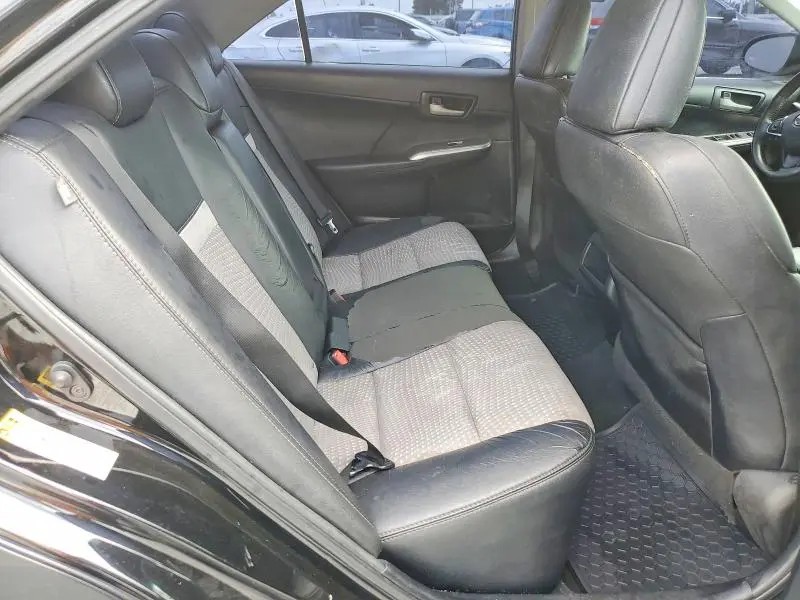 2012 TOYOTA CAMRY SE  