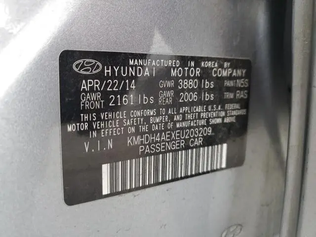 2014 HYUNDAI ELANTRA SE