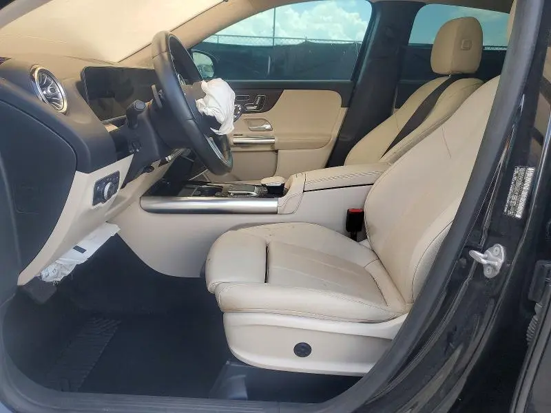 2021 MERCEDES-BENZ GLA 250 4MATIC  