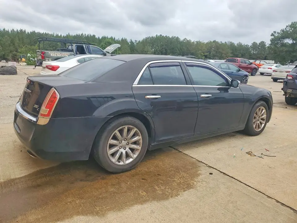 2013 CHRYSLER 300   