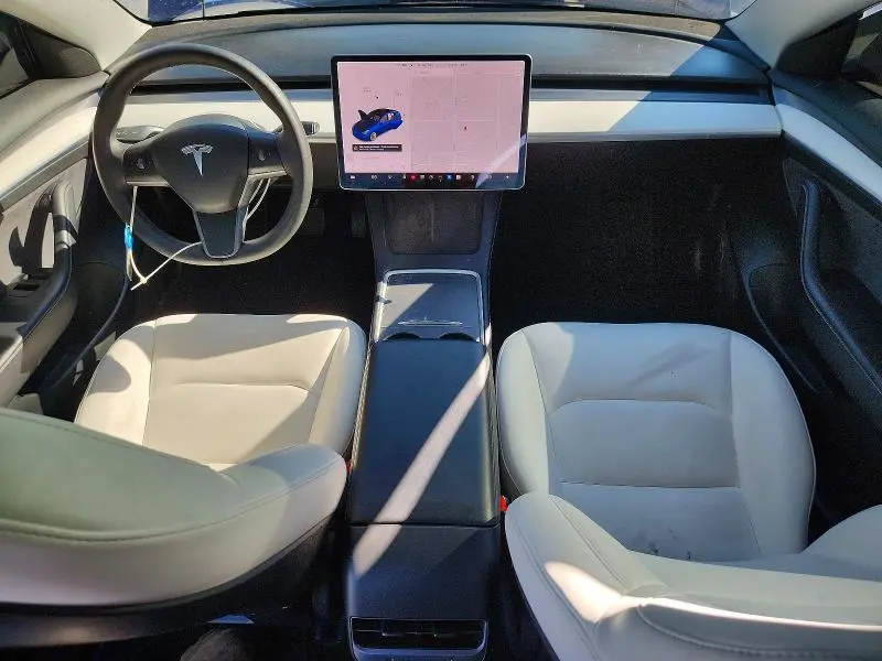 2021 TESLA MODEL 3   
