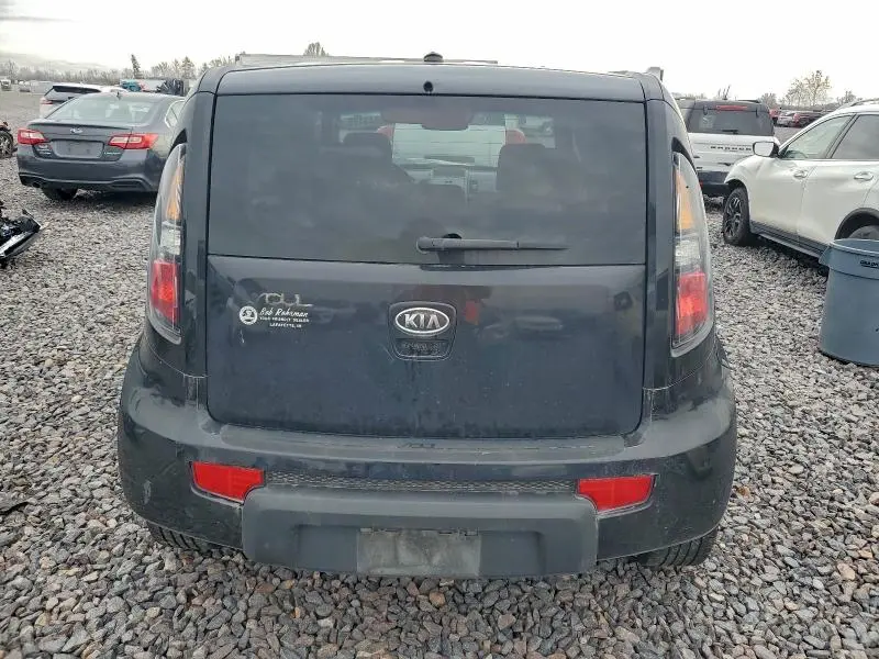 2011 KIA SOUL +  