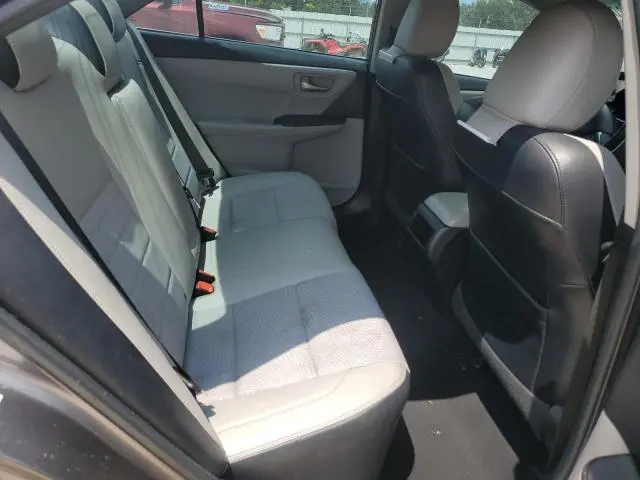 2016 TOYOTA CAMRY LE  