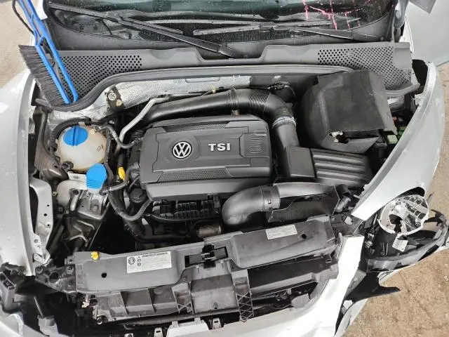 2015 VOLKSWAGEN BEETLE 1.8T  