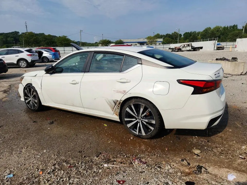 2020 NISSAN ALTIMA SR  