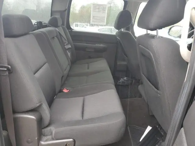 2011 CHEVROLET SILVERADO C1500 LS  