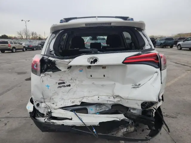 2017 TOYOTA RAV4 XLE  