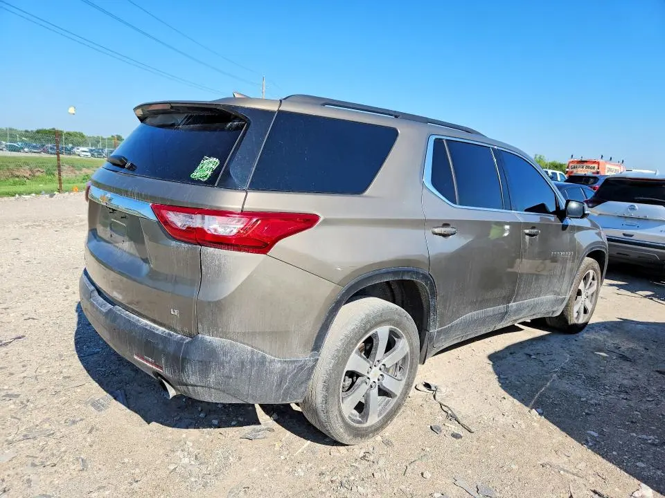 2020 CHEVROLET TRAVERSE LT  