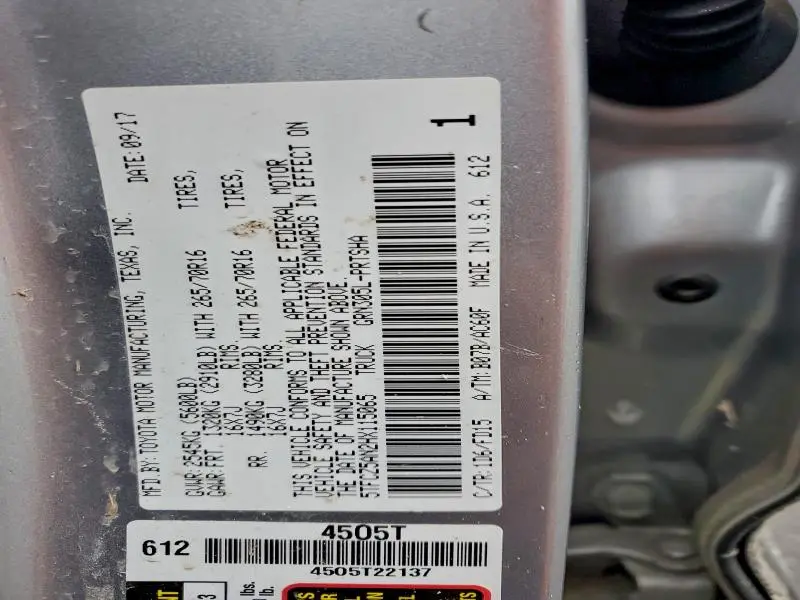 2017 TOYOTA TACOMA DOUBLE CAB  