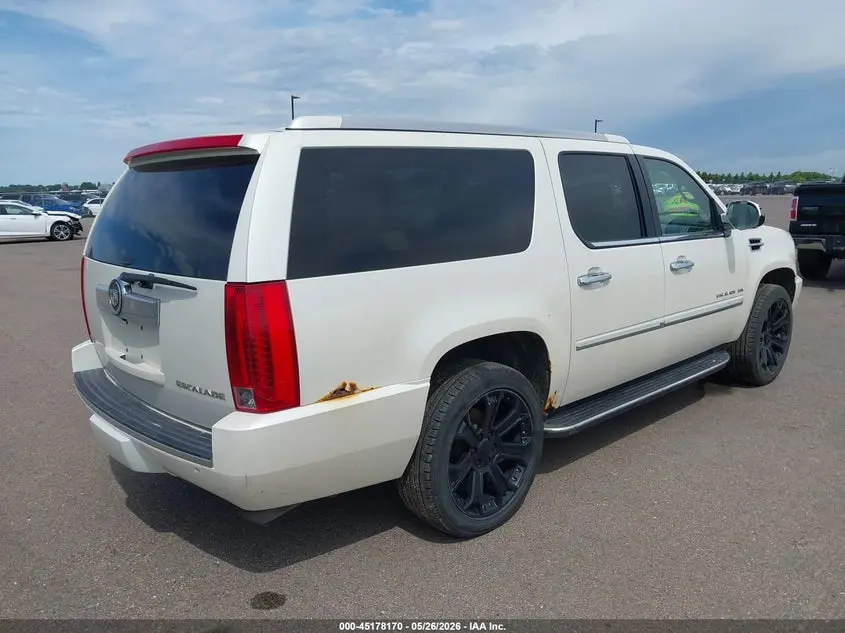2012 CADILLAC ESCALADE ESV LUXURY