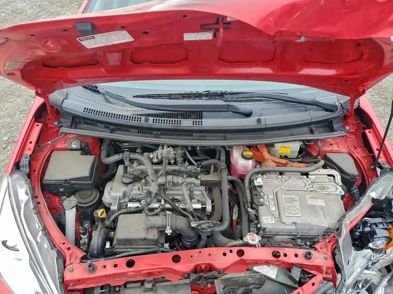 2016 TOYOTA PRIUS C ONE  