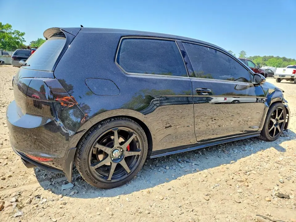 2015 VOLKSWAGEN GTI   