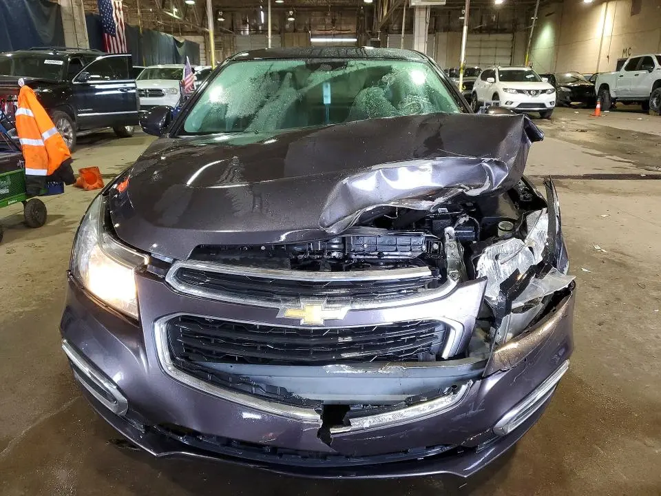 2015 CHEVROLET CRUZE LT  